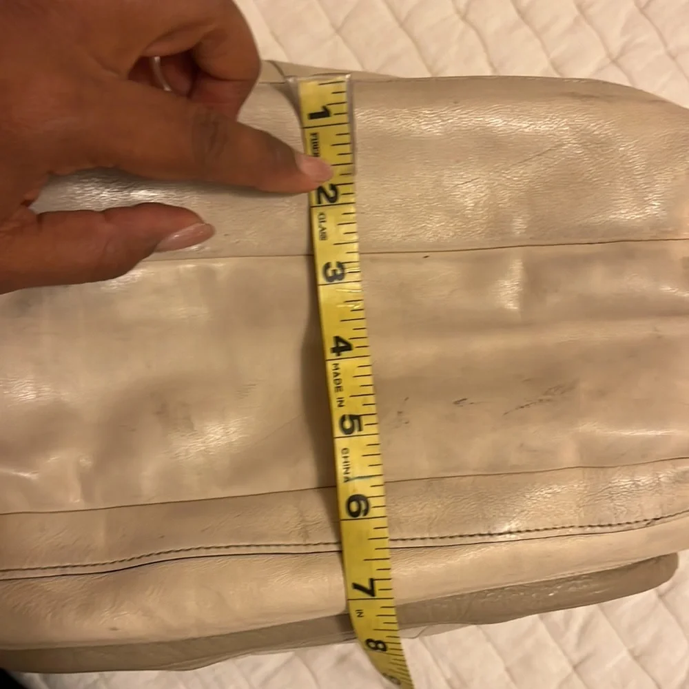 Cream Coach Kristen Purse - Authentic - Picture 14 of 15